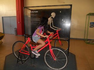 Watch the skeleton as you pedal on the bike - at the Philippine Science Centrum
