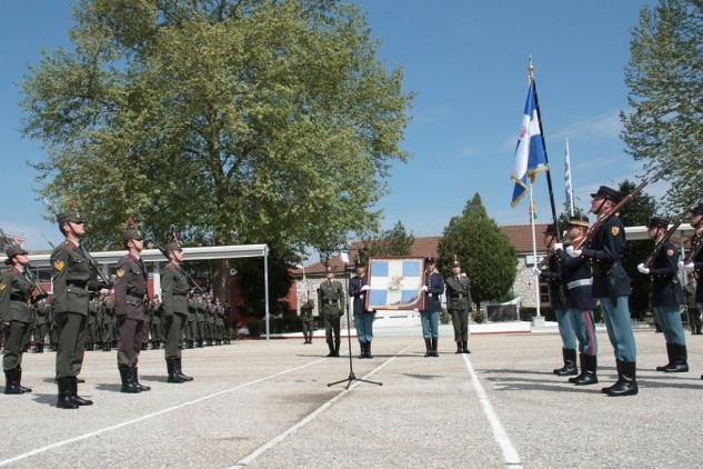 ΑΥΤΟ ΚΑΙ ΑΝ ΕΙΝΑΙ Κ...ΤΟΥΜΠΑΡΑ ! ! Το «έκαψε» και το θέμα της Σημαίας ο ΥΕΘΑ Καμμένος ;