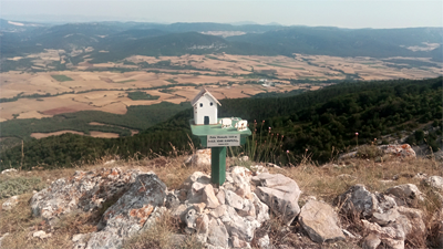 Buzón en la cima de Peña Humada