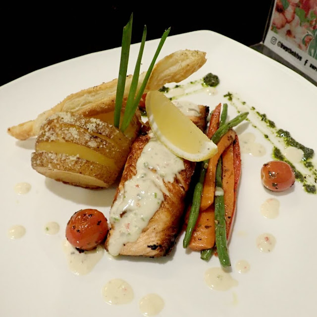 resep  Seared Salmon with Cream Sauce