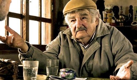 Pepe Mujica se ofrece como mediador en el conflicto de Venezuela si se lo pide el gobierno de Uruguay.