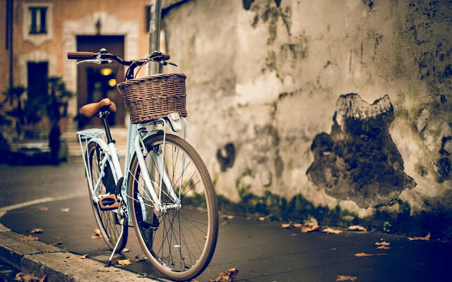 10 Unique Bicycle HD Wallpapers