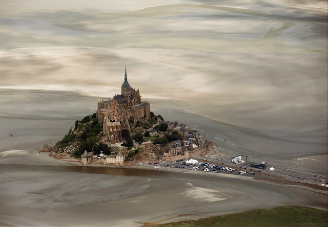 beautiful historic place France Mont-saint-Michel