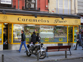 by E.V.Pita... Sweet shops in Madrid / por E.V.Pita... Tiendas de dulces en Madrid / por E.V.Pita...Tendas de larpeiros en Madrid... http://picturesplanetbyevpita.blogspot.com/2014/11/sweet-shops-in-madrid-tiendas-de-dulces.html