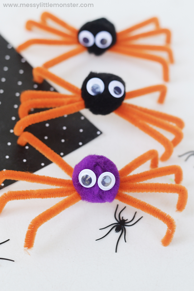 Pipe Cleaner Spiders - Small 