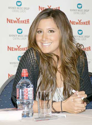 Ashley Tisdale New Yorker Berlin Pics