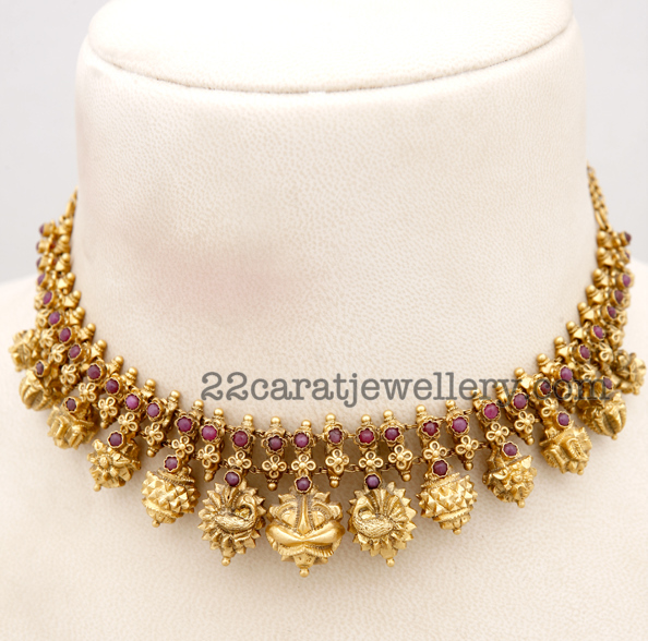 Gold Necklace with Ruby's