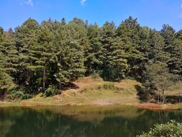 view around nagarkot dam