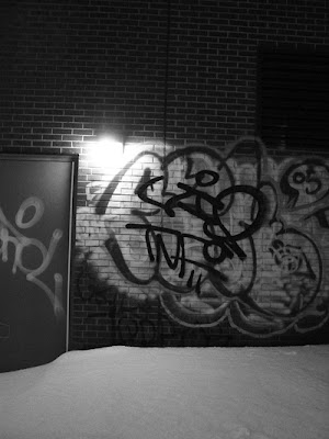 black graffiti,wall graffiti