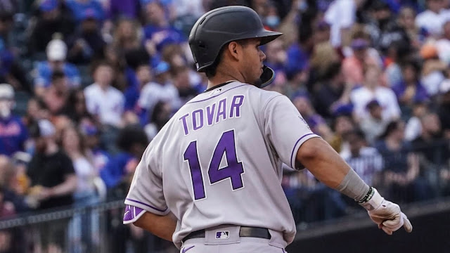 EL NOVATO EZEQUIEL TOVAR IMPULSA A LOS ROCKIES