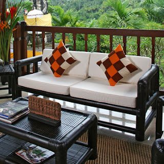 model kursi sofa minimalis yang terbuat dari bambu
