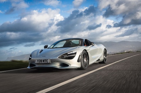 McLaren 750S Coupe and Spider