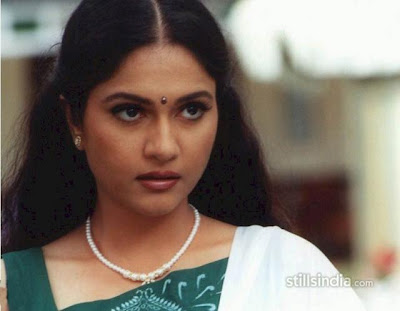 SEXY ACTRESS GRACY SINGH  PICTURES