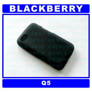 ( 1216 ) Jual Case Blackberry Q5 Hitam Silikon Soft Jelly Cover Aksesories Handphone