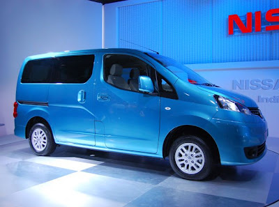 Nissan Evalia Review price in India.