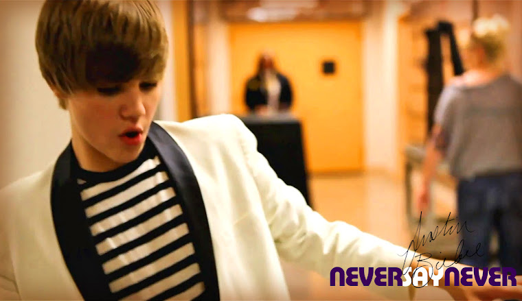 justin bieber 2011 wallpaper. Justin Bieber World