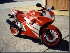 1992_cbr600f2_red_Honda