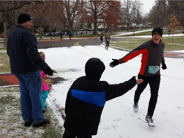 Early Morning Run - Mile High Turkey Trot High 5