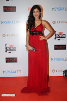 ishita Raj Sharma in Red Gown Stunning Beauty at success party of film sonu ke u ki sweety 010.JPG
