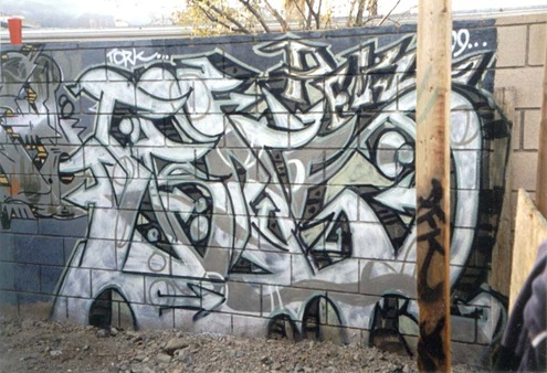570