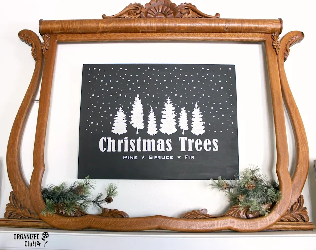 New Christmas Trees Stencil From Old Sign Stencils #Oldsignstencils #stencil #artcanvas #upcycle #garagesalefind #RusticChristmas  #Christmastree #neutralChristmas