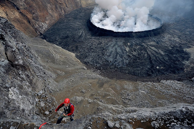 The lava lake – which sits 400m deep inside the crater – is the biggest in the world.