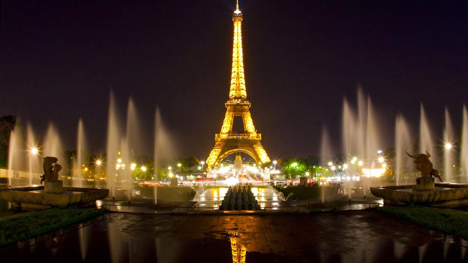 WALLPAPER ANDROID IPHONE Wallpaper Menara Eiffel Malam Hari