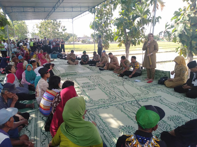 Danramil Sambut Kedatangan Bupati Klaten Untuk Sambang Warga