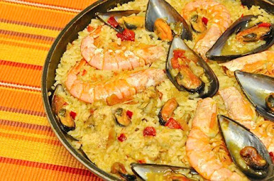 Arroz marinero con marisco y pescado