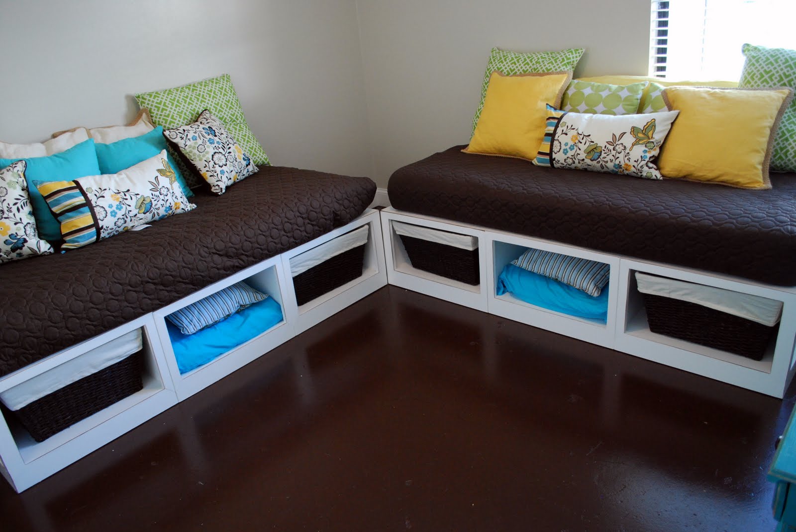 Kara's Korner: Double Vision : Making A{nother} Daybed
