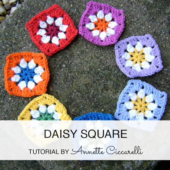 http://myrosevalley.blogspot.ch/2010/03/daisy-square-tutorial.html