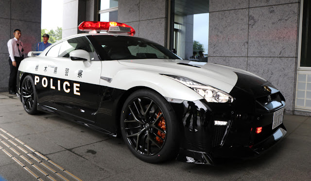 栃木県警に日産「GT-R」のパトカーが納入！「R35」の警察車両は日本初に。