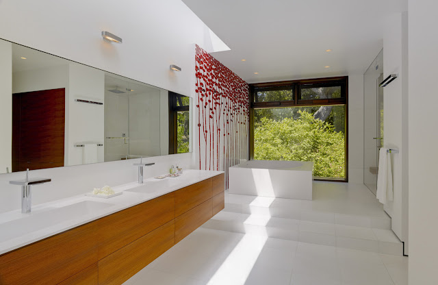 Modern white bathroom in the Oz House in Silicon Valley