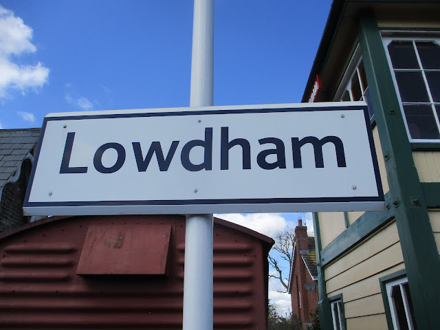 Lowdham railway station and signal box