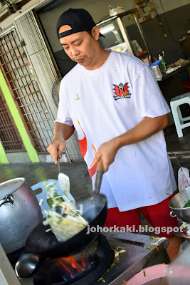 Desa-Jaya-Johor-Bahru-Char-Kway-Teow-新叶记咖啡店