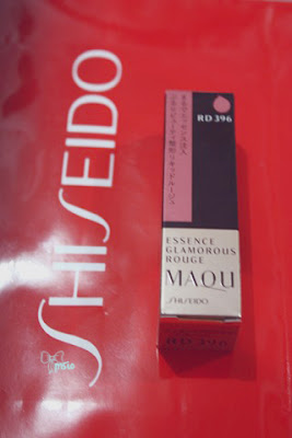 Shiseido Maquillage Essence Glamour Rouge