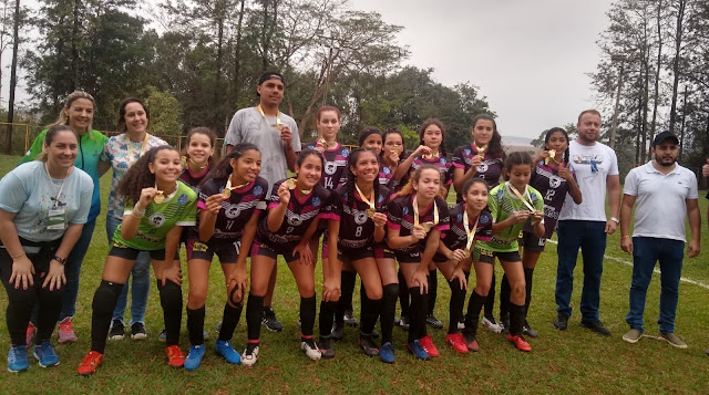 FUTEBOL FEMININO DE RONCADOR GARANTE VAGA NA MACRORREGIONAL DOS JEP'S