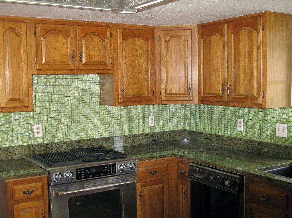 4 Simple Kitchen Backsplash Ideas