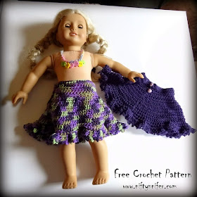 Free Crochet Pattern ~Doll Skirt http://www.niftynnifer.com/2015/04/free-crochet-pattern-dollys-spring-time.html