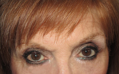 Imagen Ojos abiertos look Silver Green