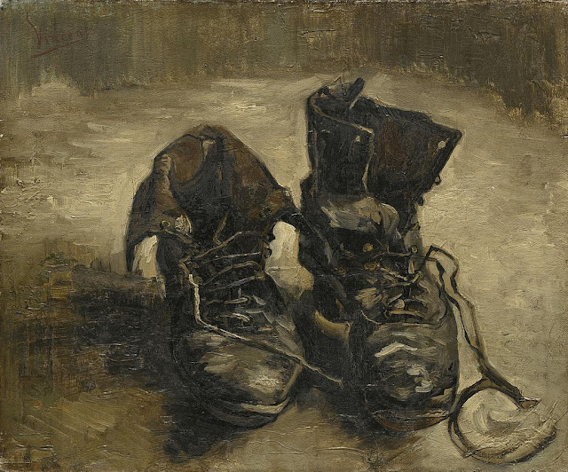  quadro um par de sapatos de 1886 mostra um par de botas pretas surradas  