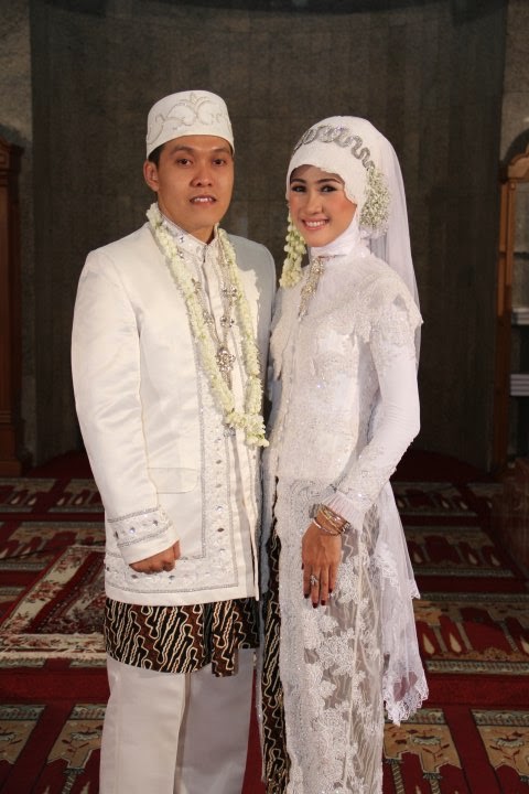 Butik Baju Muslim Terbaru 2019 Kebaya  Akad  Nikah  Klasik 