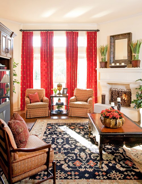 Gorden ruang tamu tradisional dengan warna merah bata