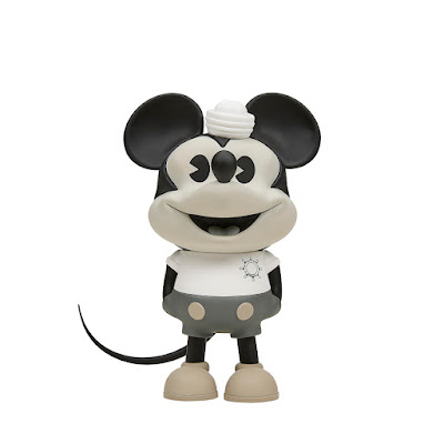 NYCC 2023 Exclusive Kidrobot  Disney Mickey Mouse Sailor M Collectible Vinyl Figure by Pasa Grayscale Edition