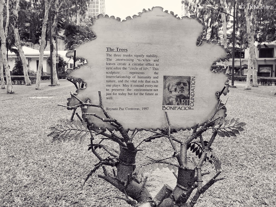 The Tree Sculpture by Reynato Paz Contreras