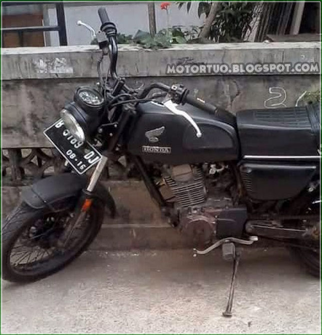 Modipikasi Lampu Depan Belakang GL Max Neotech 96  - Panduan Cara Modifikasi Honda GL Max Neotech 1996 Jadi CB Touring Hitam DOFF Elegan Minimalis