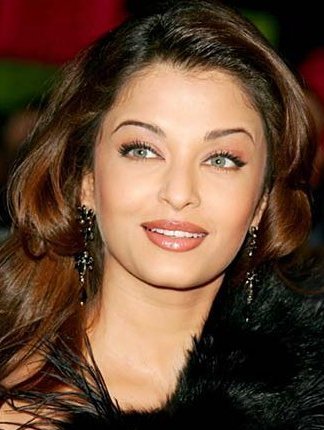 Aishwarya Rai first assignment was when she was in the ninth std 