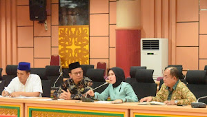 Pansus LKPJ Diskusi Tata Laksana LKPJ di DPRD Provinsi Riau