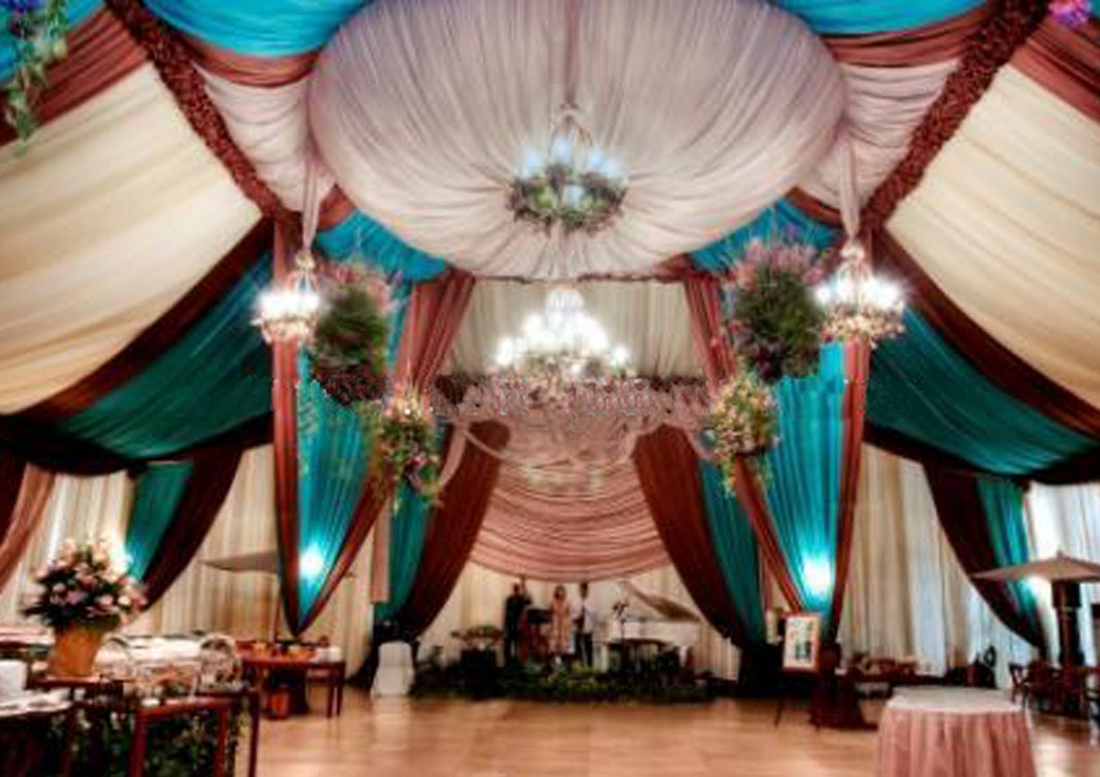 Linawedding (Rias Pengantin & Dekorasi Pesta): CONTOH 