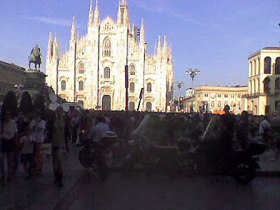 Piazza Duomo Milano, 30.05.2011 ore 18:50